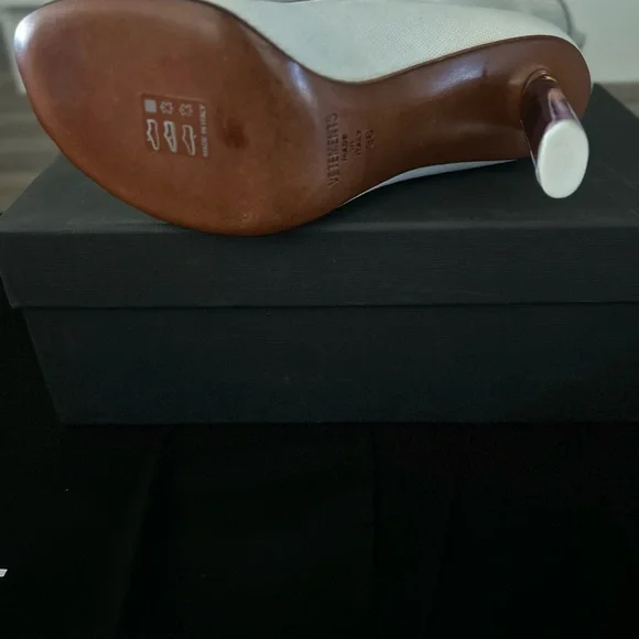 Vetements White and Black Logo Casual Socks - Picture 7 of 13